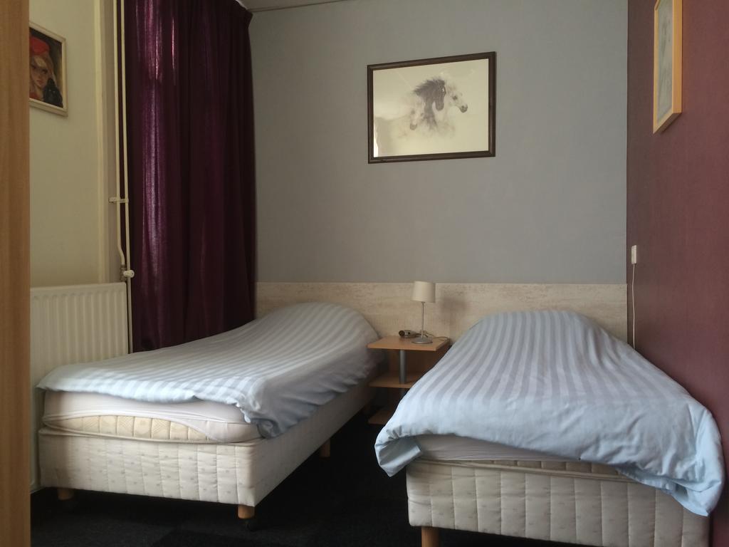 Hotel De Blauwe Vogel Bergen op Zoom Cameră foto